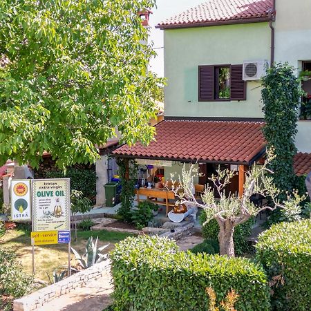 Magic Holiday Apartment Bale Bagian luar foto