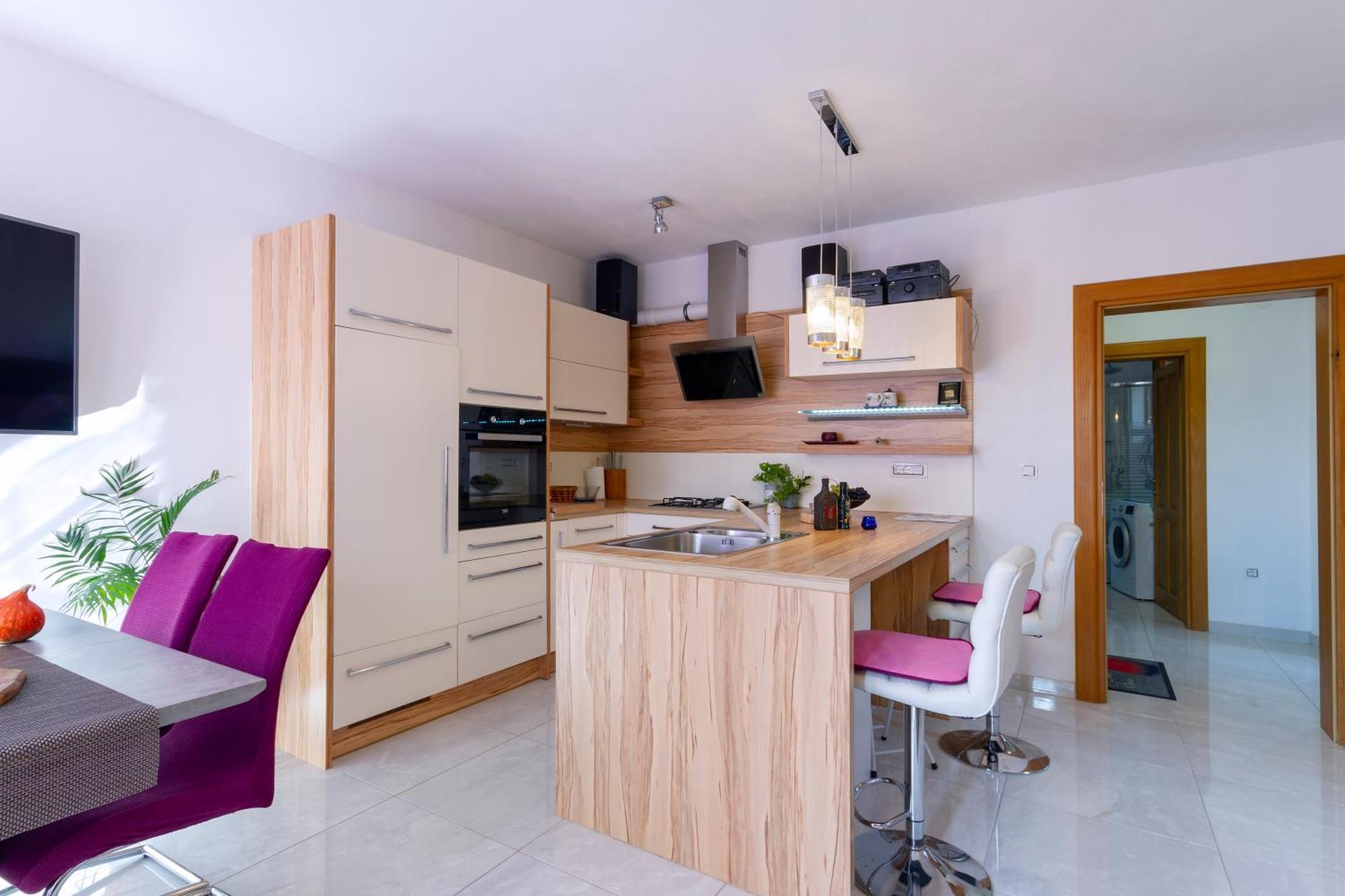 Magic Holiday Apartment Bale Bagian luar foto