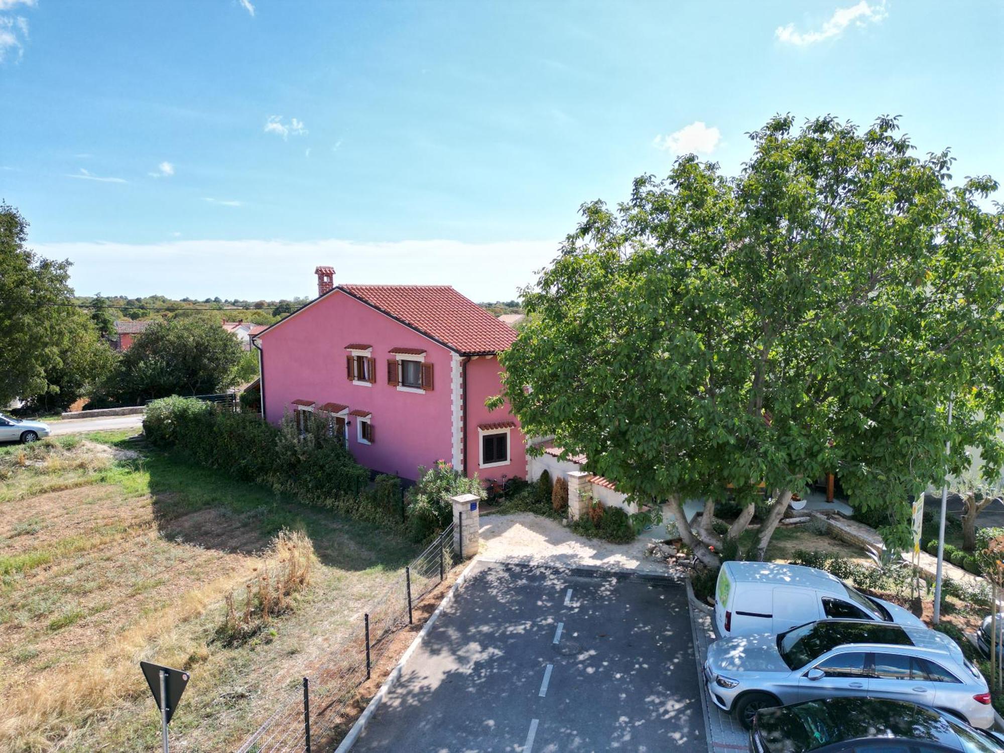 Magic Holiday Apartment Bale Bagian luar foto